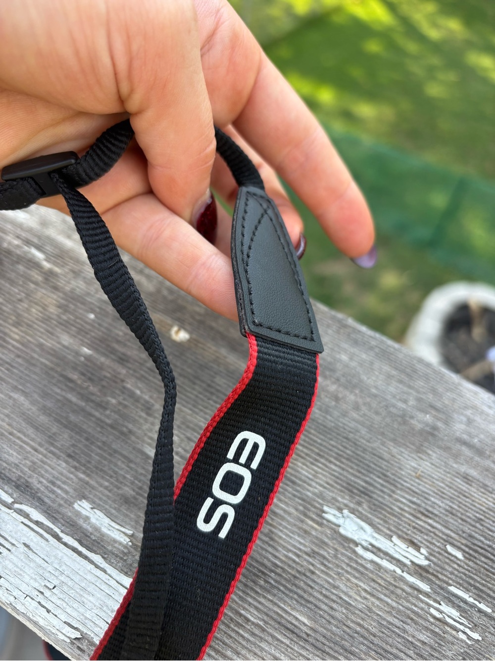 Canon EOS R50 White Camera Body Only - Picture 6 of 8